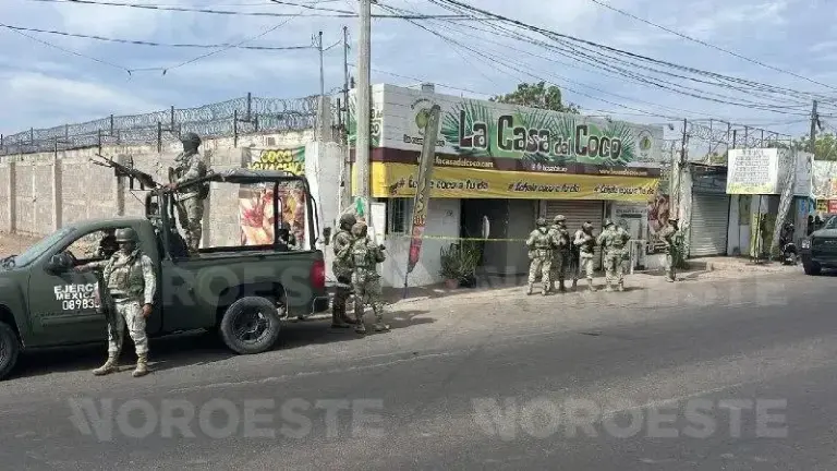 Un hombre fue asesinado la tarde de este jueves en un negocio de cocos en Culiacán.
