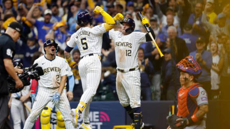 Cerveceros iguala la serie.