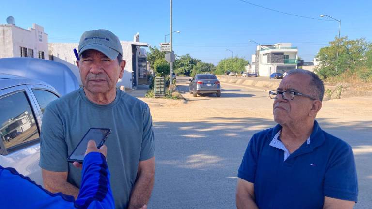 Águilas del Pacífico celebra la puesta en marcha de la ampliación de rutas del transporte urbano.