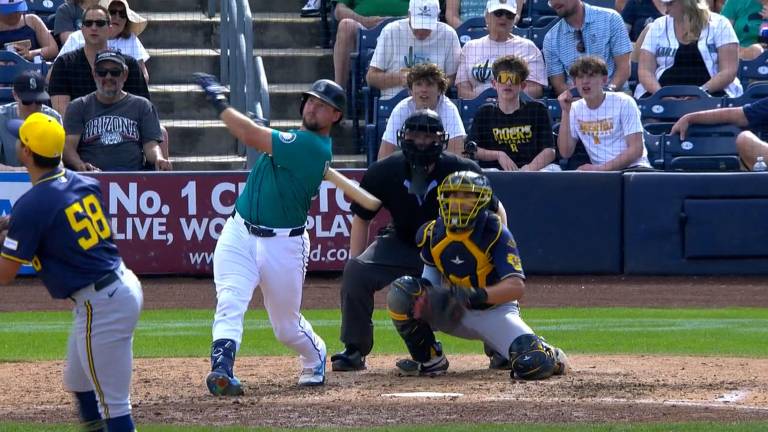Cal Raleigh firmó extensión por seis temporadas con los Marineros de Seattle.