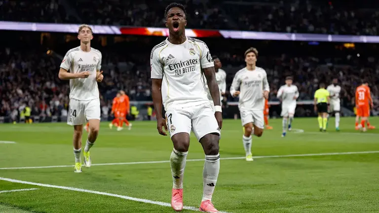 Real Madrid extiende racha con Vinícius decisivo y confirma recursos ofensivos aun sin Mbappé.