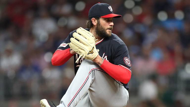 Trevor Williams se integrará a los Rangers, con quienes firmó un contrato de Ligas Mayores.