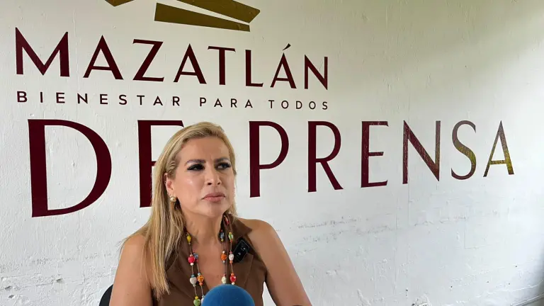 La regidora de Mazatlán, My-Lai Quintero Beltrán, exigió transparencia sobre el retorno de Rubén Rocha Moya a la Gubernatura.