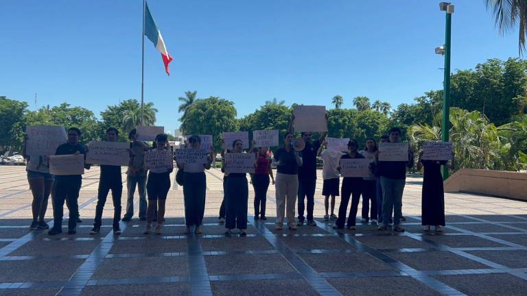 Los jóvenes señalaron que el homicidio de Junio Alexis representó un punto límite para la comunidad estudiantil que está ‘cansada’ de salir de casa sin tener la certeza de que regresarán bien.