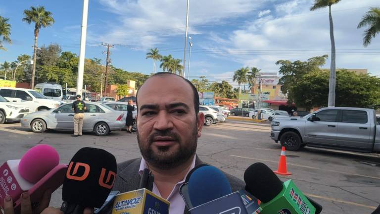 El Vicefiscal de la Zona Norte, Jesús Arnoldo Serrano Castelo, informa de la investigación por privación de la libertad en Ahome.