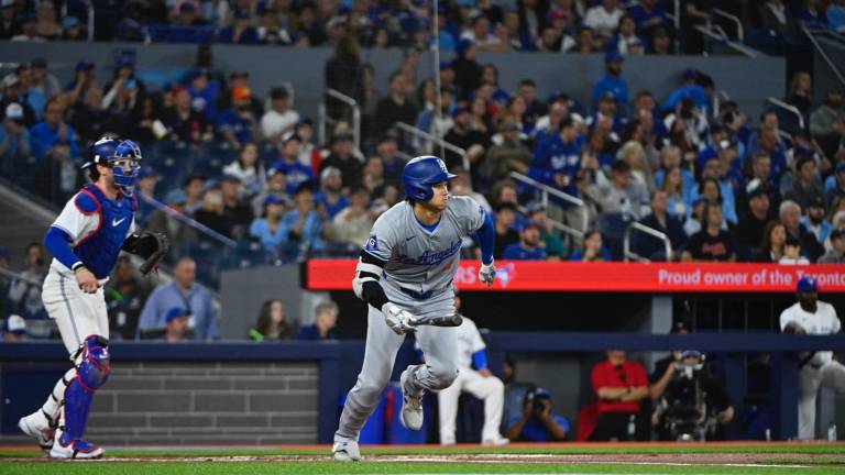 Ohtani pega tremendo palazo.