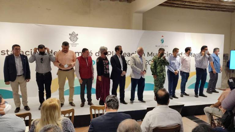 Luis Guillermo Benítez Torres, Alcalde de Mazatlán, detalló que en los próximos años de su administración, serán apegados a la administración de Rocha Moya.