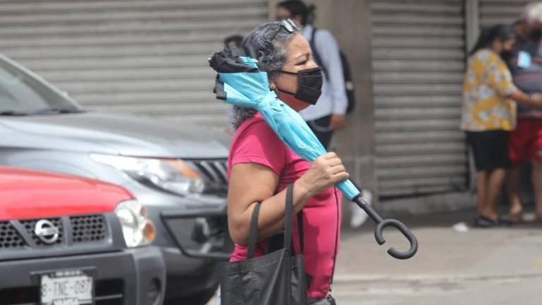 Lluvias podrían ‘arruinar’ los festejos patrios este miércoles en Mazatlán