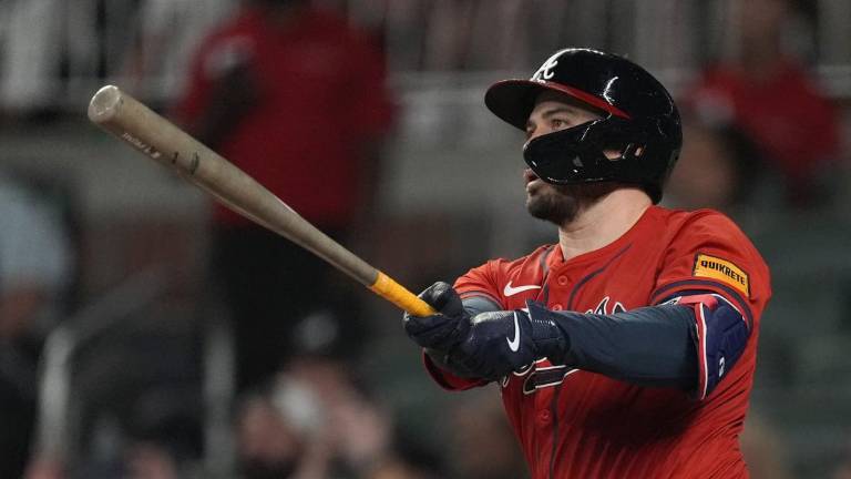 Travis d’Arnaud pega tres cuadrangulares.