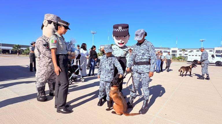 Miguel Alejandro, de 8 años de edad, cumplió el sueño de pertenecer a la Guardia Nacional en Sinaloa por un día.