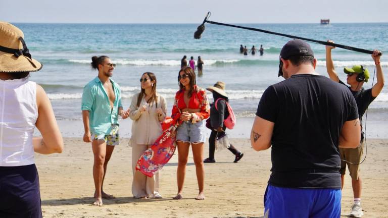 El objetivo es promover la belleza del estado y difundir el sano entretenimiento entre las familias locales y visitantes en las playas de Mazatlán.