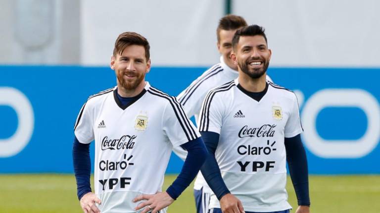 Sergio “Kun” Agüero salió a la defensa de su ex compañero Lionel Messi