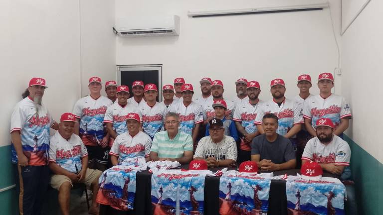 La selección mazatleca es ajuareada.