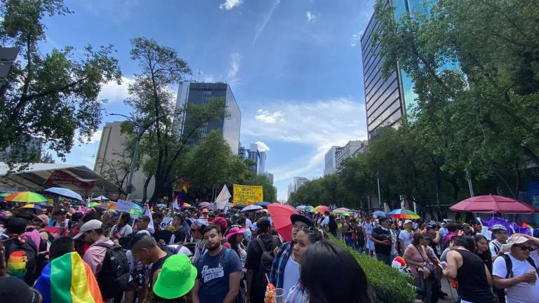 La Marcha del Orgullo LGBT+ llenó de colores el centro de la CDMX.