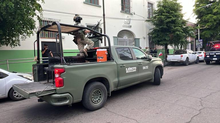 Autoridades reforzaron la seguridad en el plantel tras el incidente.