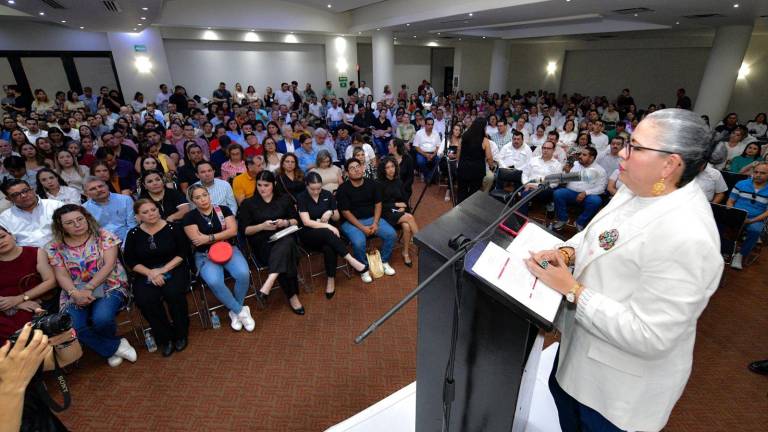 Graciela Domínguez destacó ante docentes los avances educativos alcanzados durante el gobierno de Claudia Sheinbaum y el fortalecimiento de los programas de becas.