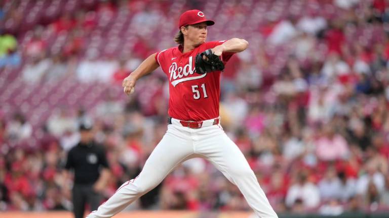 Brady Singer logró contener a la ofensiva de los Gigantes.