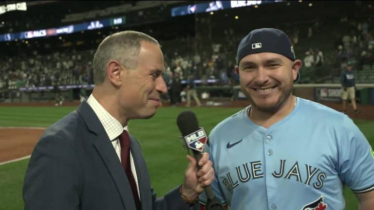 Alejandro Kirk ha sido valioso en el paso de los Azulejos en el camino hasta la Serie Mundial.