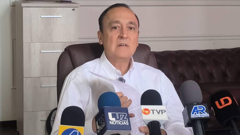 El Alcalde de Ahome Antonio Menéndez de Llano Bermúdez informó que gestiona con la CFE la reparación de las fallas en la electricidad.