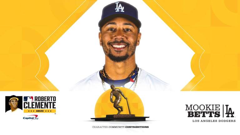 Mokkie Betts fue anunciado como ganador del Premio Roberto Clemente.
