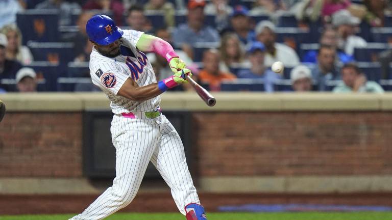 Marte se perfila principalmente como bateador designado.