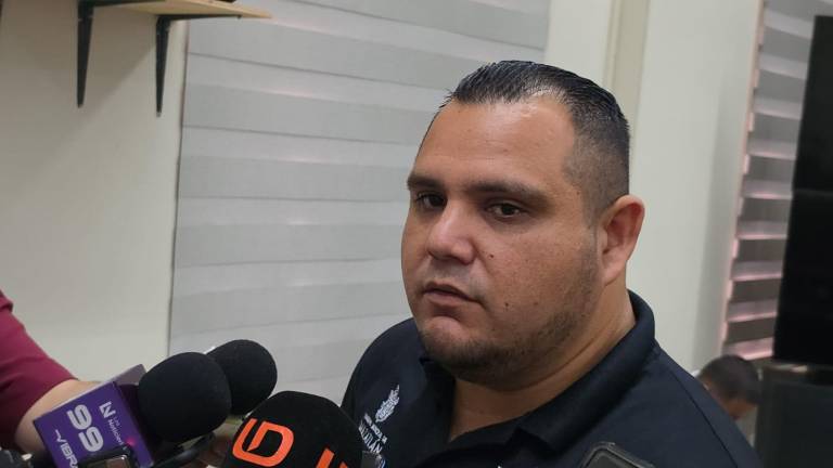 El Secretario de Seguridad en Mazatlán, Jaime Othoniel Barrón Valdez, llama a que festejos se hagan con orden, sin afectar a otros.