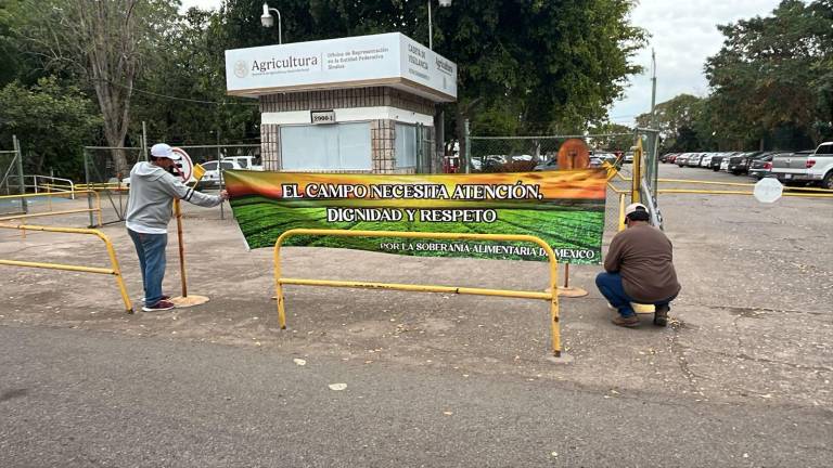 Productores agrícolas advierten de un plantón ante la falta de pagos de parte de la Secretaría de Agricultura.