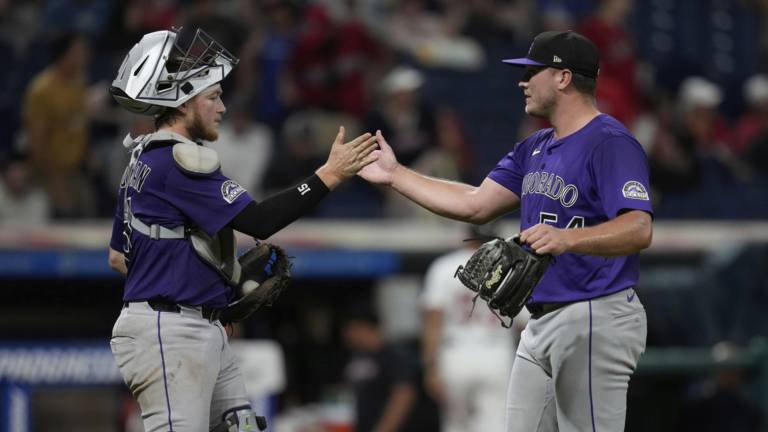 Seth Halvorsen llega a los Dodgers para reforzar el staff de relevistas.
