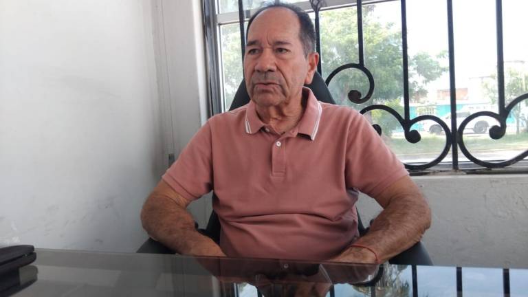 Roberto González Osuna, tesorero de Águilas del Pacífico, explica la gestión para la ampliación de rutas.