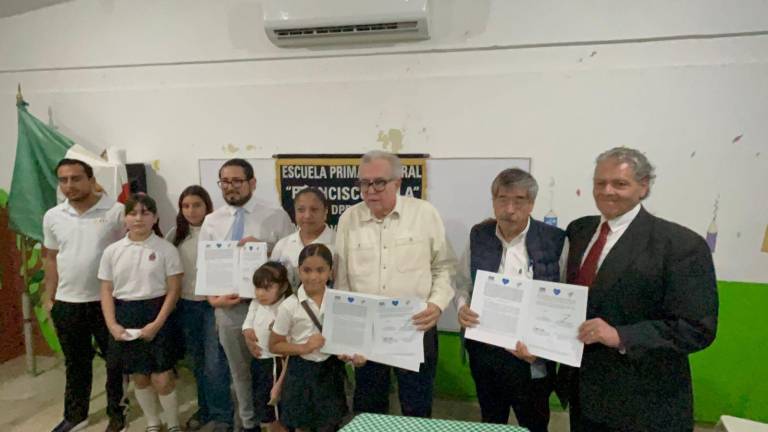 El convenio se firmó en el marco de la inauguración de dos bibliotecas comunitarias en la comunidad de Monteverde de Villa.