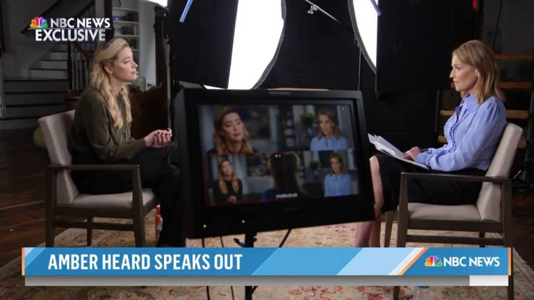 Amber Heard durante la entrevista con Savannah Guthrie.