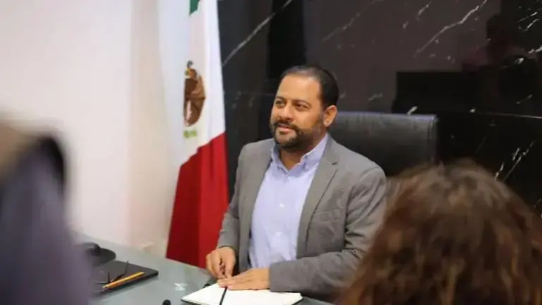 Apagones son los causantes de las fallas en semáforos de Mazatlán: Secretario