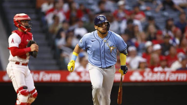 Isaac Paredes llega a 24 cuadrangulares.