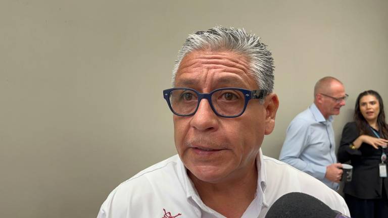 Ángel García Contreras dijo que en temporada normal están sacando a diario 200 kilos de basura, pero en el verano se dispara hasta mil 500 kilos.