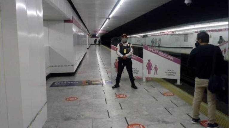 Estación del Metro en la capital del País.