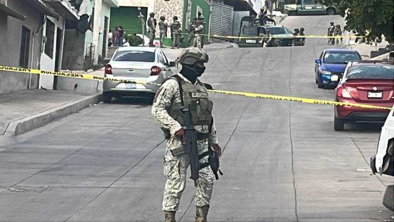Militares resguardaron el área tras el ataque armado registrado este jueves en la colonia República Mexicana.