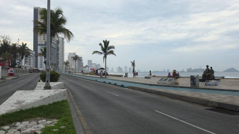 Desde este jueves, la sensación térmica en Mazatlán se siente hasta de 42 grados y se mantendrá por varios días.