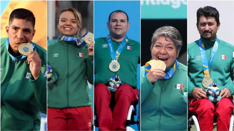 (Izq. a der.) José Román Ruiz, Fernanda Vargas, Diego López Díaz, Claudia Pérez y Samuel Molina, medallistas de oro en Santiago 2023.