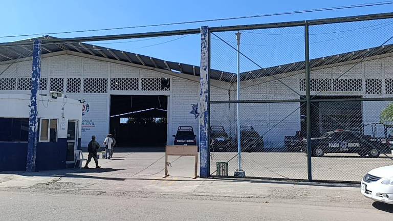 En las instalaciones de Seguridad Pública de Escuinapa se ha reforzado la seguridad por parte de elementos militares.