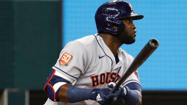 Yordan Álvarez se ha convertido en uno de los bateadores más efectivos de los Astros de Houston.