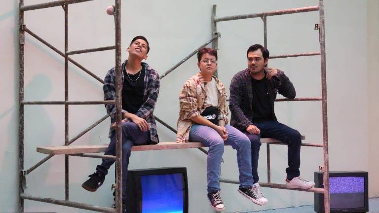 Alumnos de Técnico en Arte Teatral presentaron ‘Aviones’.