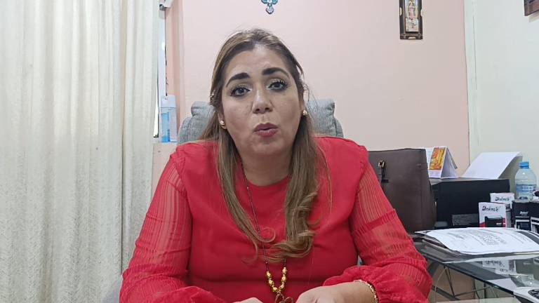 Irma Isabel Ávila Olivas, tesorera Municipal.