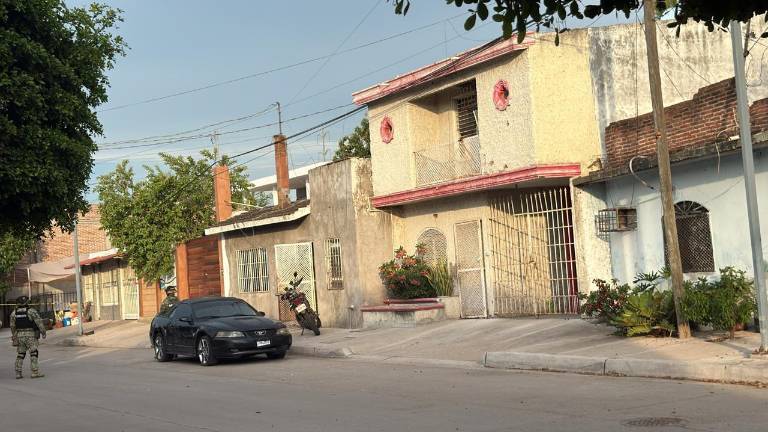 Los hechos fueron reportados sobre la calle Francisco Javier Gaxiola, en el cruce con José Valadés.