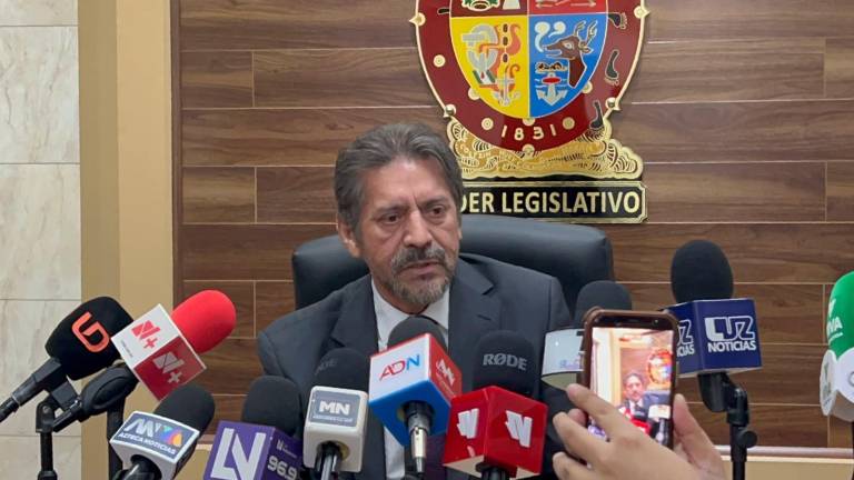 El presidente de la Jucopo, Eligio López Portillo, aseguró que la reincorporación de Rubén Rocha Moya a la Gubernatura es legítima.