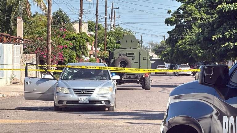 El hecho se reportó en la calle Josefa Ortiz de Domínguez, entre Ignacio López Rayón e Ignacio Allende.