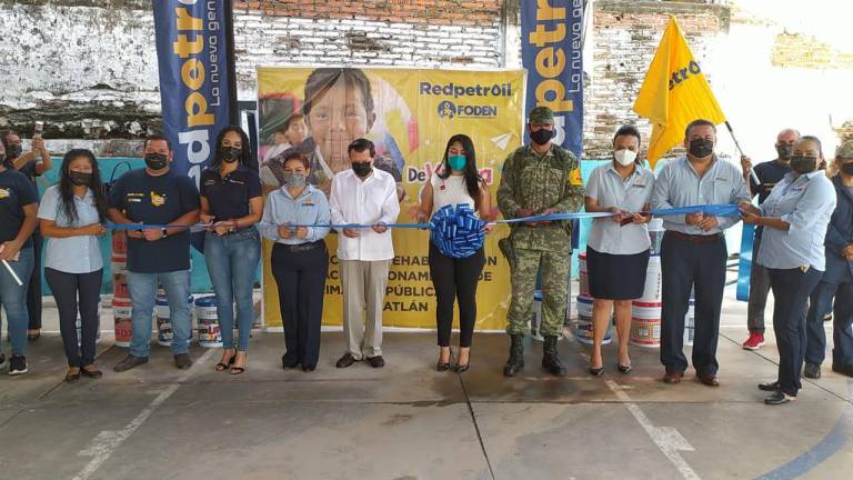 Grupo Redpetroil apoya la rehabilitación de la Primaria El Chamizal