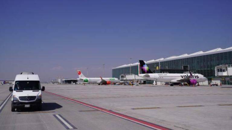 Aeropuerto de la CDMX deja de mostrar horarios reales de los vuelos