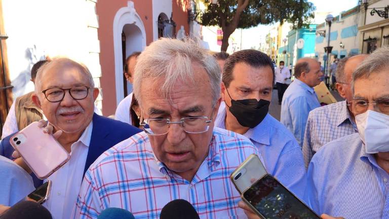 Rubén Rocha Moya “flanqueado” por “El Químico” Benítez y Cuauhtémoc Cárdenas.