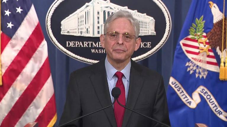 Merrick Garland nuevamente hace un llamado a México a cooperar para evitar el tráfico de fentanilo.