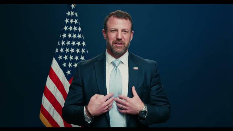 Markwayne Mullin, Secretario de Seguridad Nacional de Estados Unidos, se reúne con la Presidenta de México, Claudia Sheinbaum Pardo.
